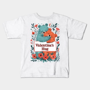 Valentine's Hug: Green Orange Classic Bear Love Kids T-Shirt